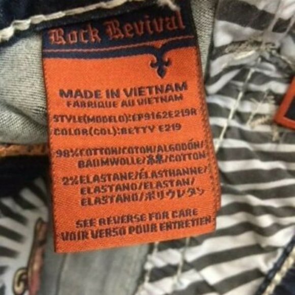 😎HTF🤘 ROCK REVIVAL BETTY Medium ACID WASH EMBELLISHED SHORTS 30 - Picture 7 of 16